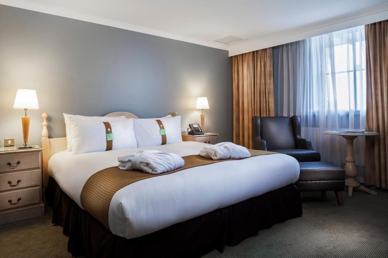 Holiday Inn London Brent Cross, An Ihg Hotel Exteriör bild