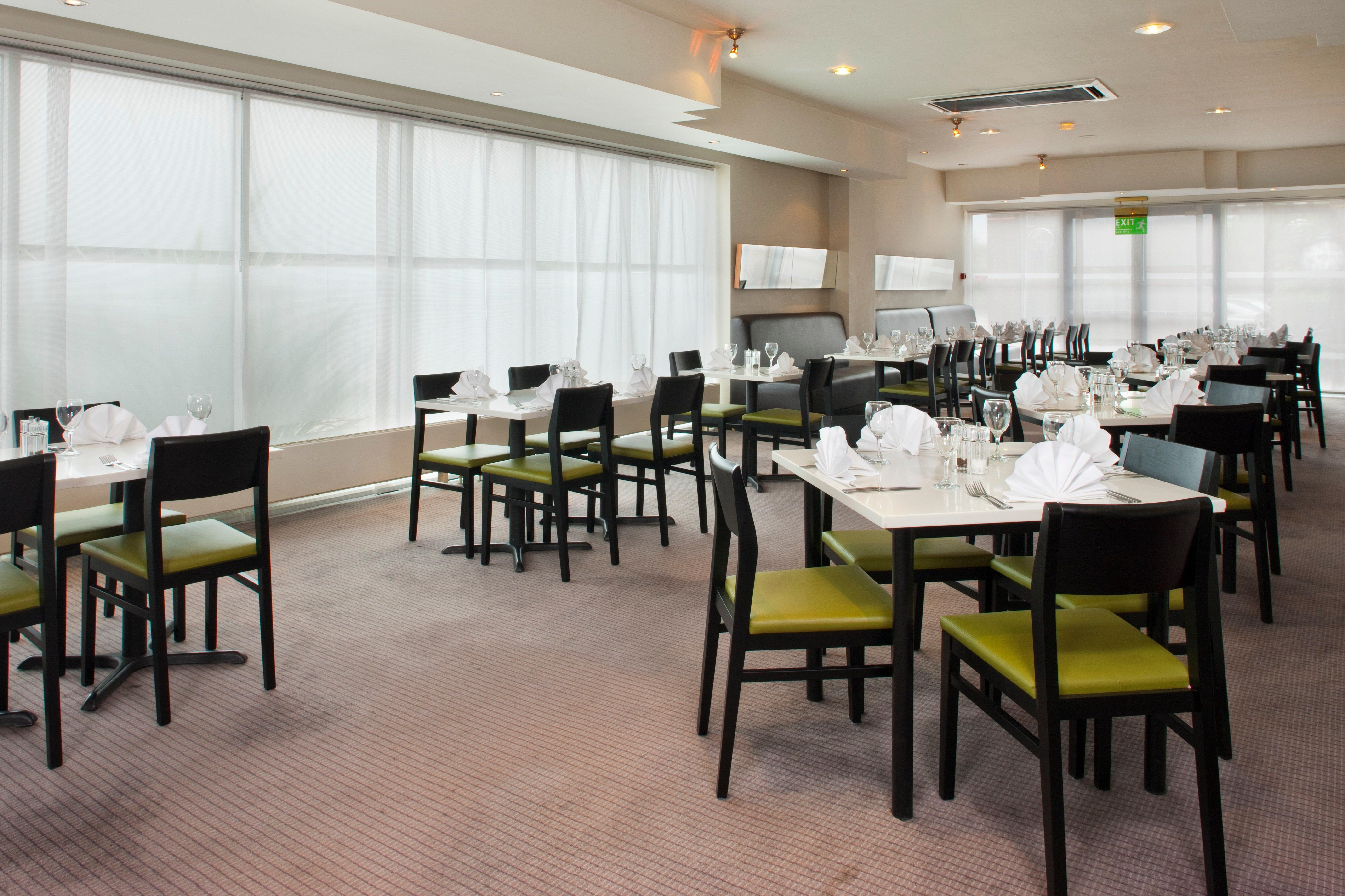 Holiday Inn London Brent Cross, An Ihg Hotel Exteriör bild