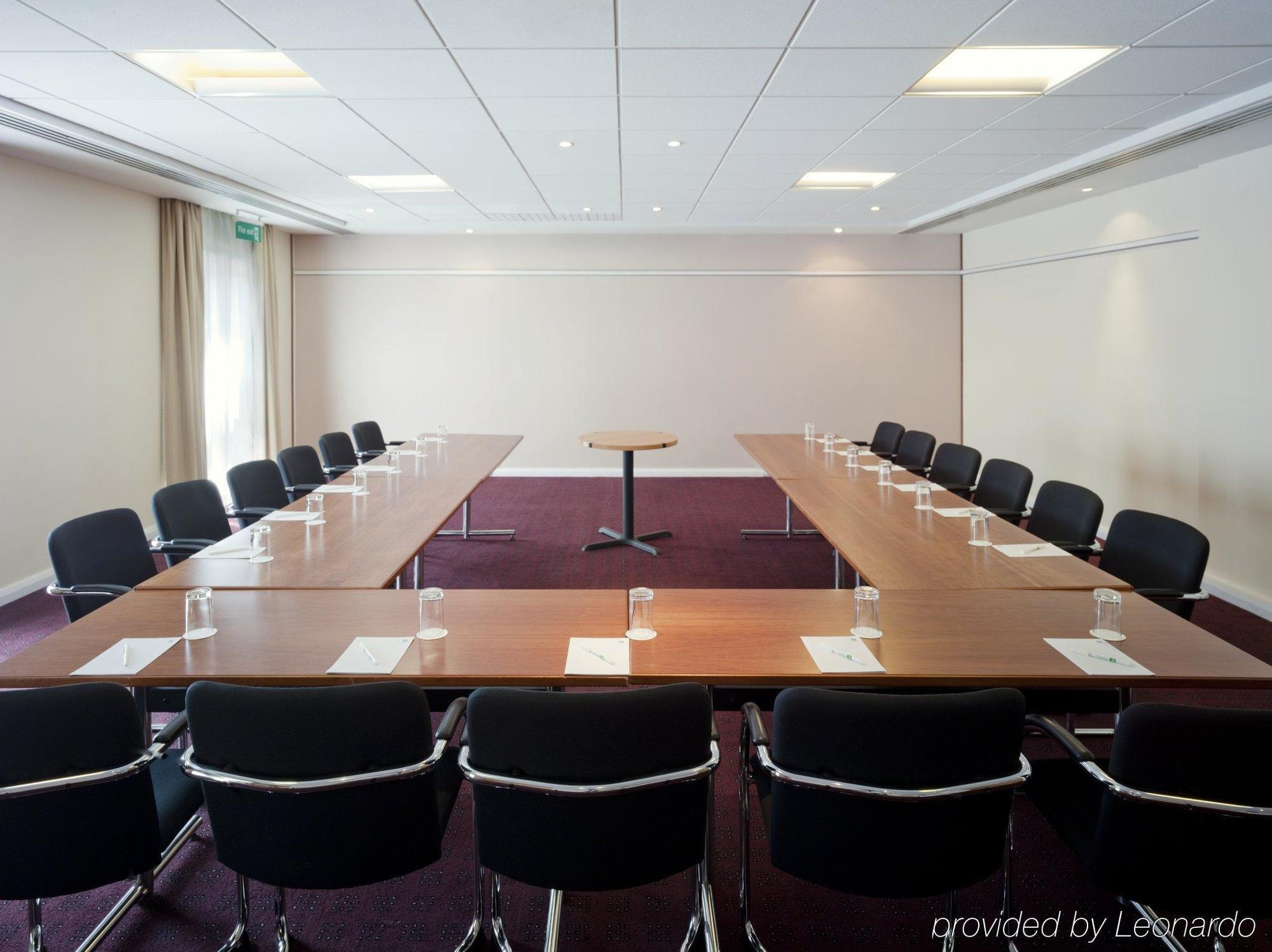 Holiday Inn London Brent Cross, An Ihg Hotel Exteriör bild