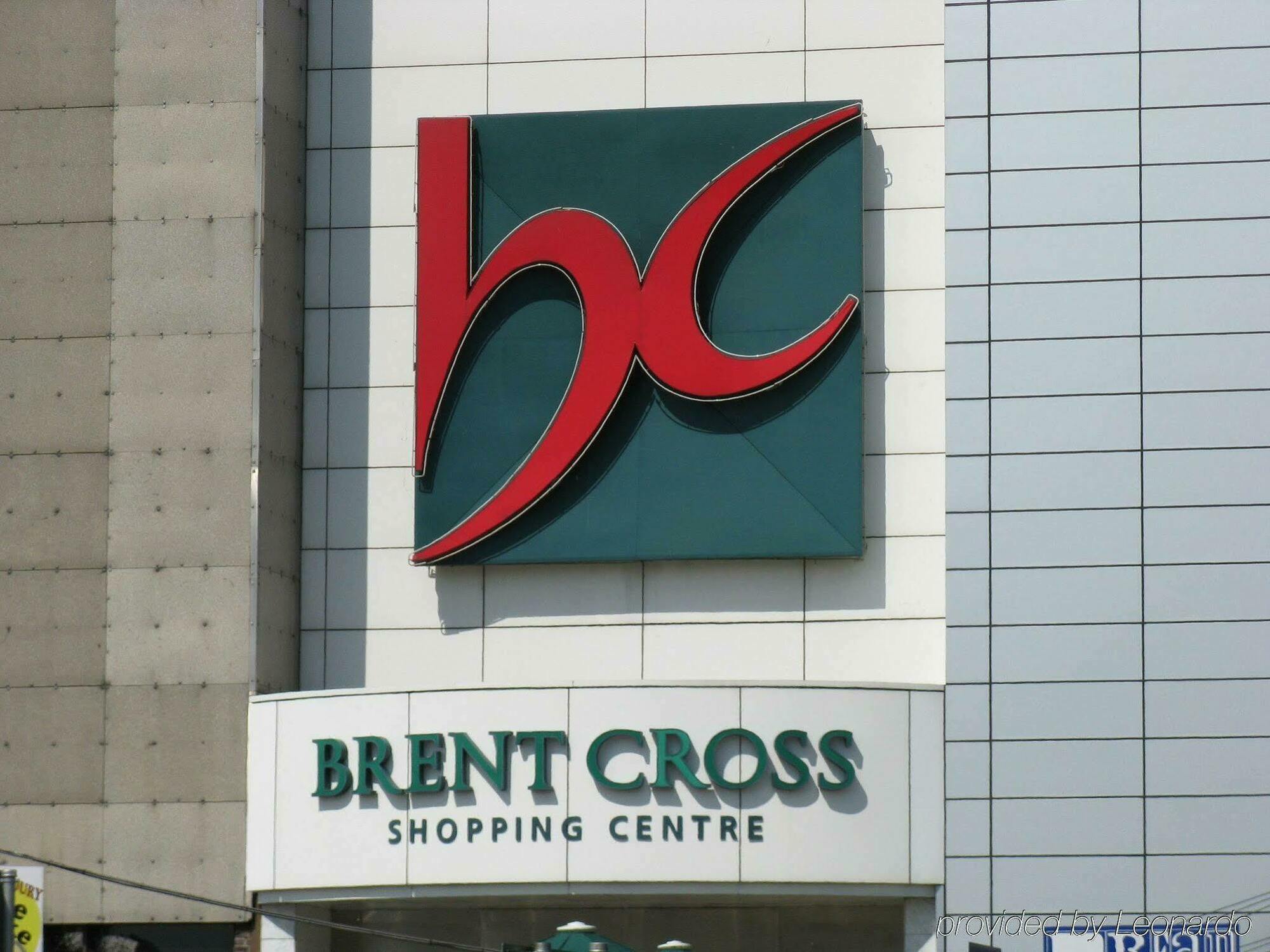 Holiday Inn London Brent Cross, An Ihg Hotel Exteriör bild